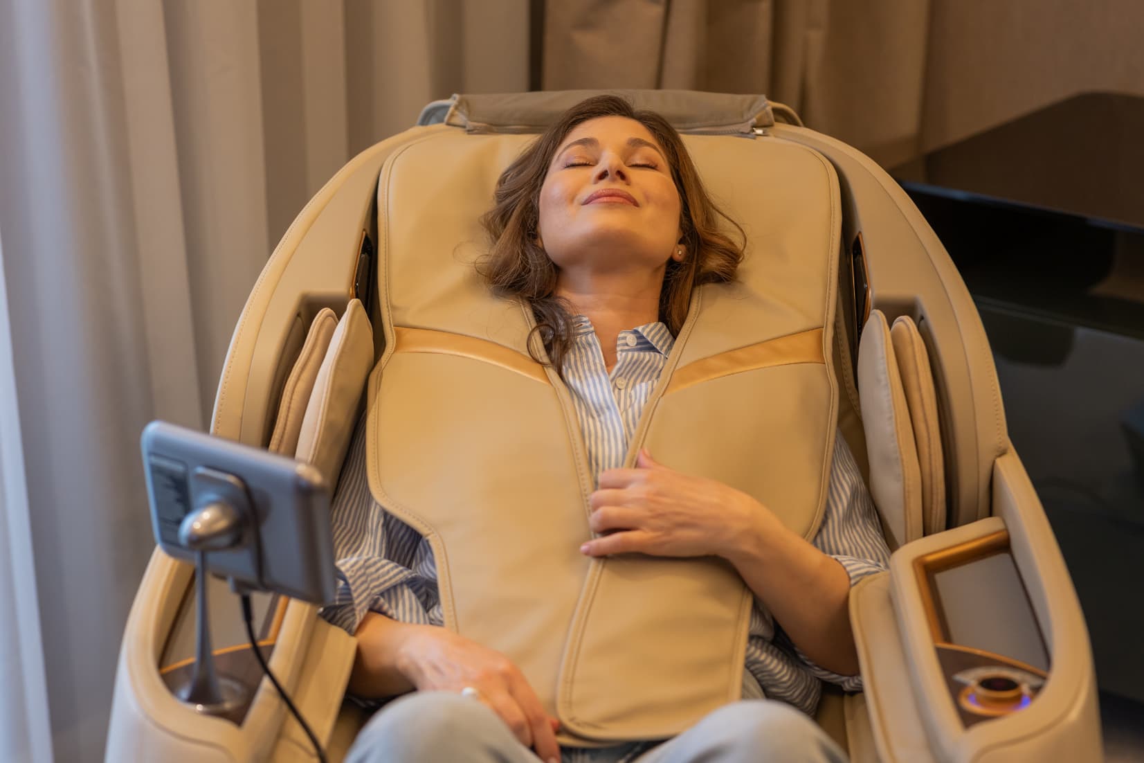 Le châle chauffant. Une fonction chauffante innovante pour les épaules, le dos, la taille et l'abdomen.