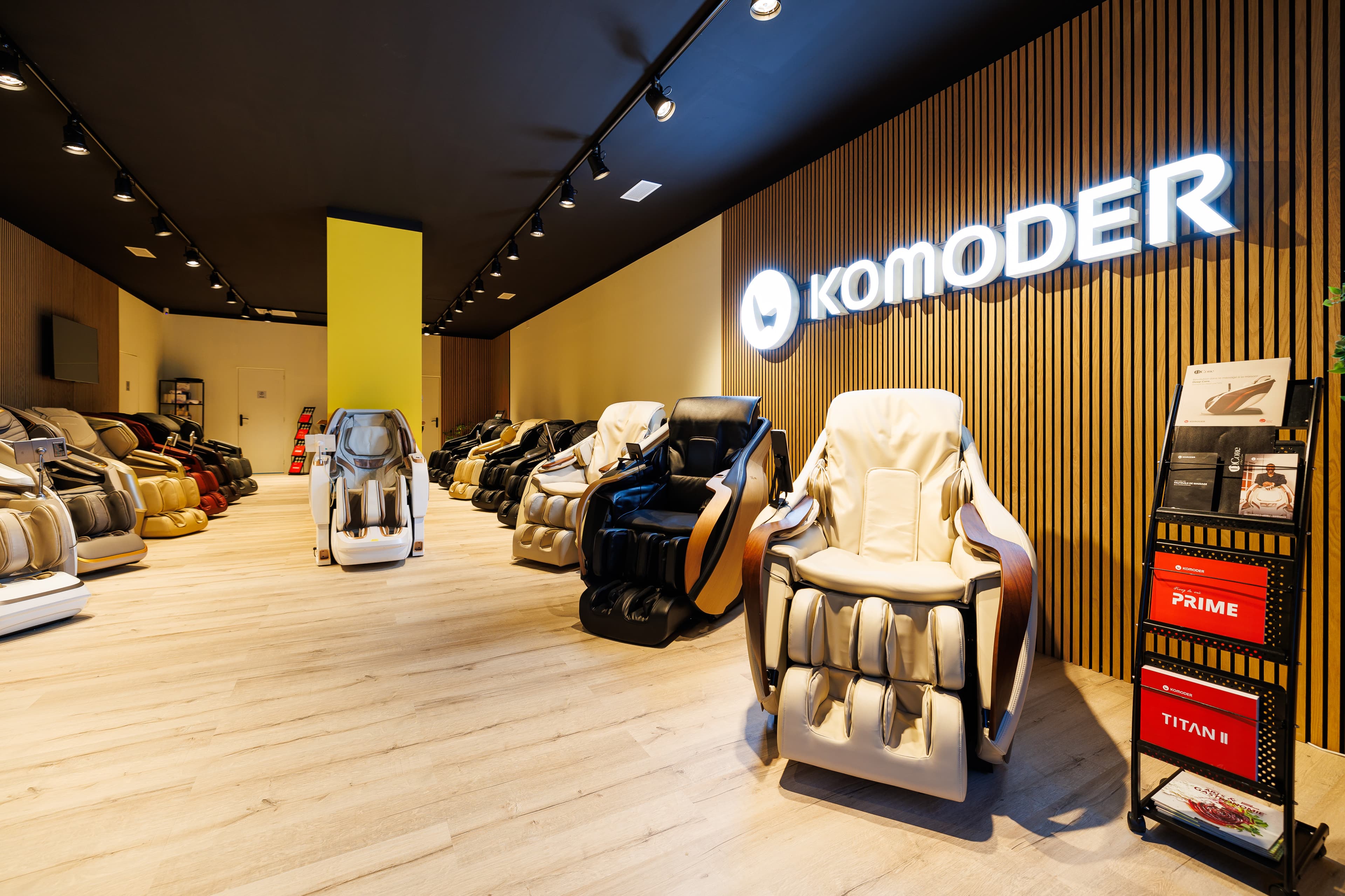 Showroom_Komoder_Lyon_004 (1).jpg