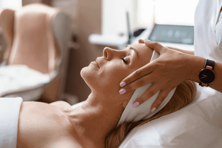 Un massage de tête peut-il être dangereux?