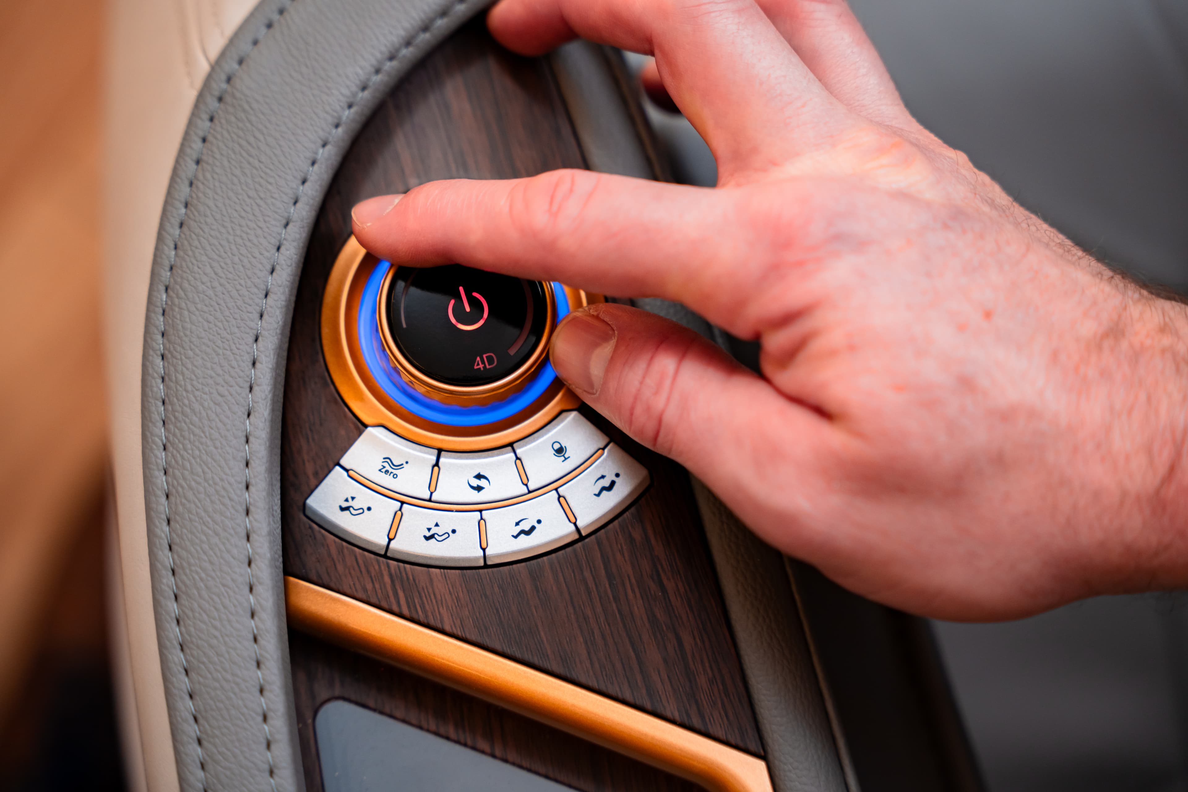 Le Joystick 4D. Boutons rapides