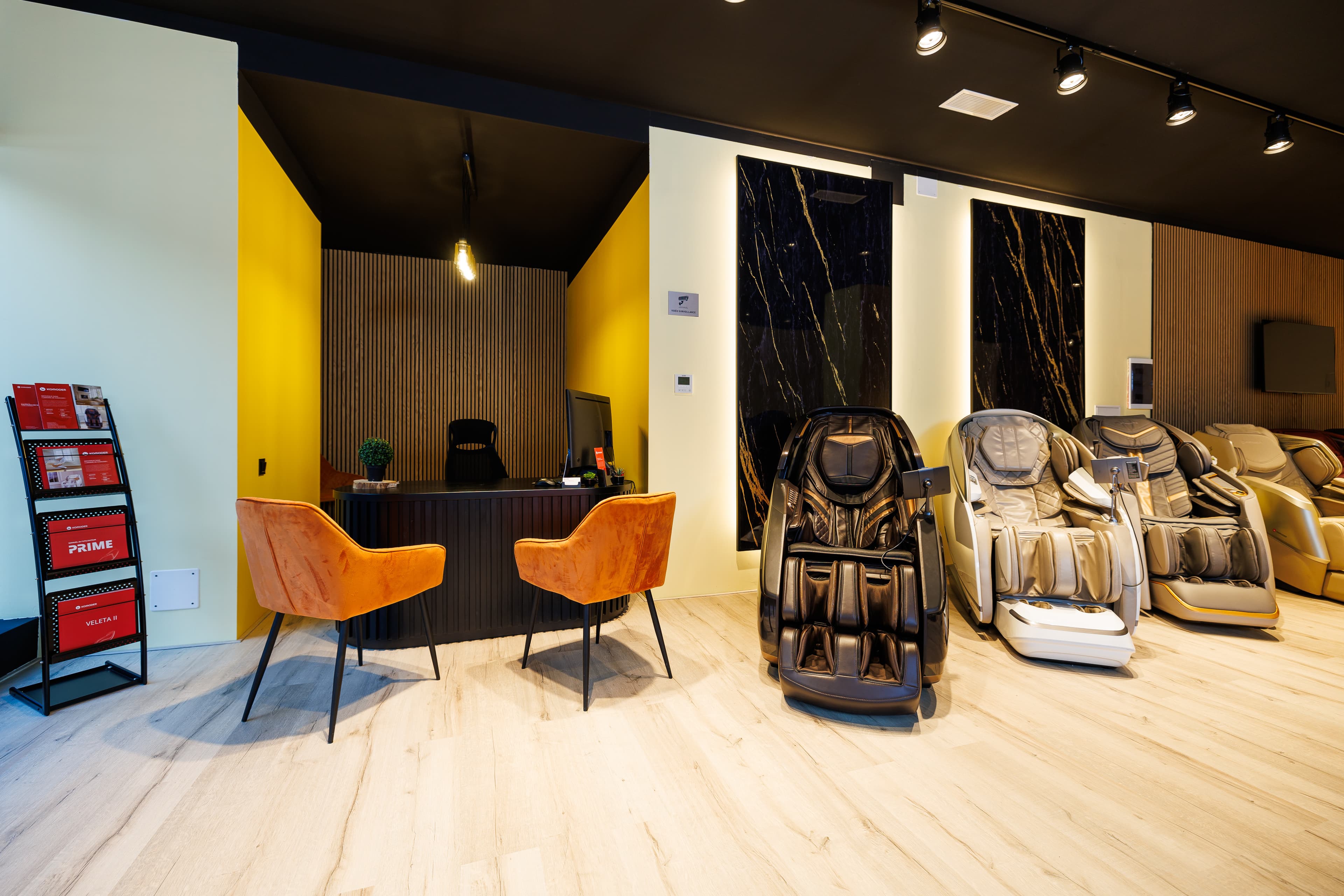 Showroom_Komoder_Lyon_008 (1).jpg