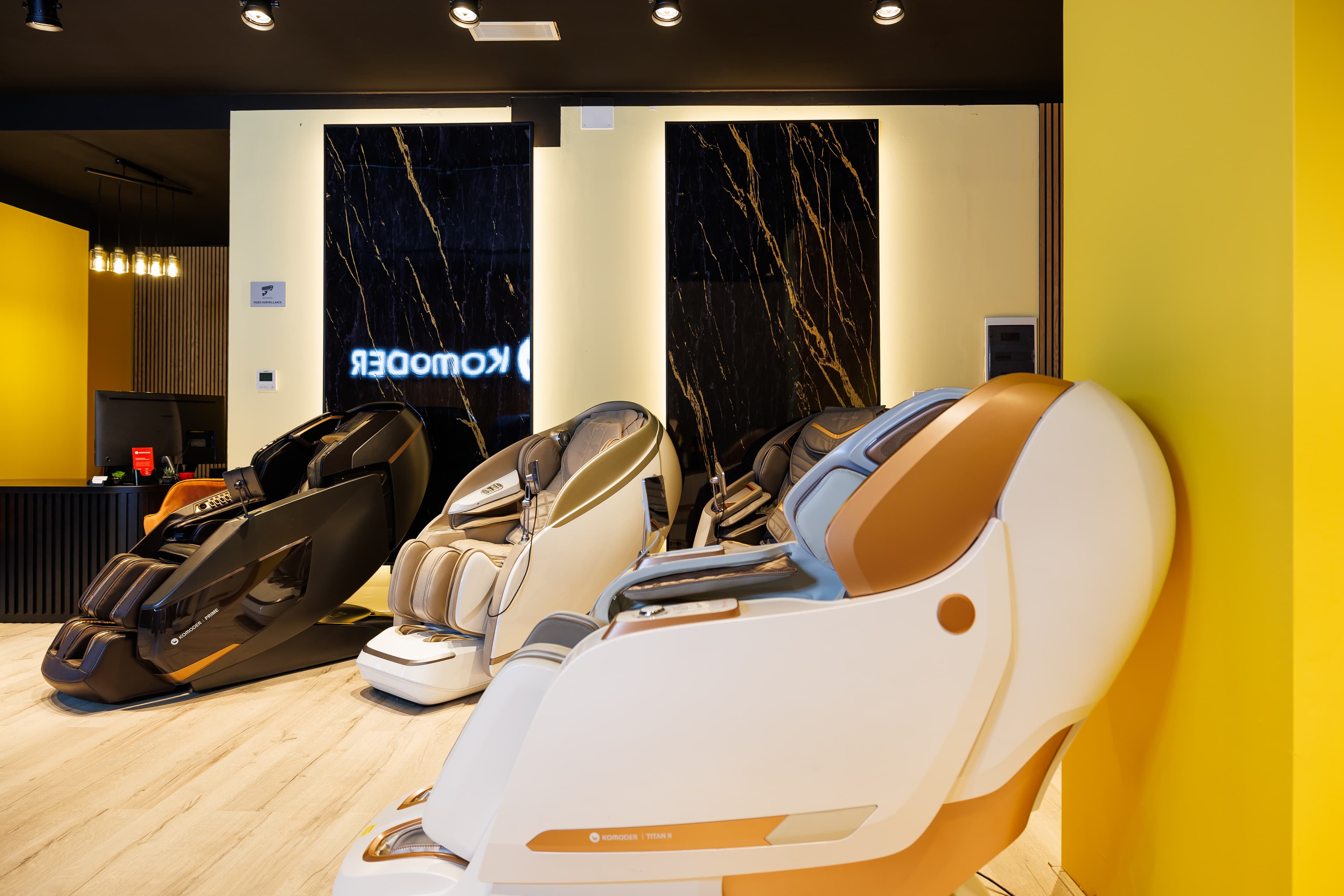 Showroom_Komoder_Lyon_013 (1).jpg