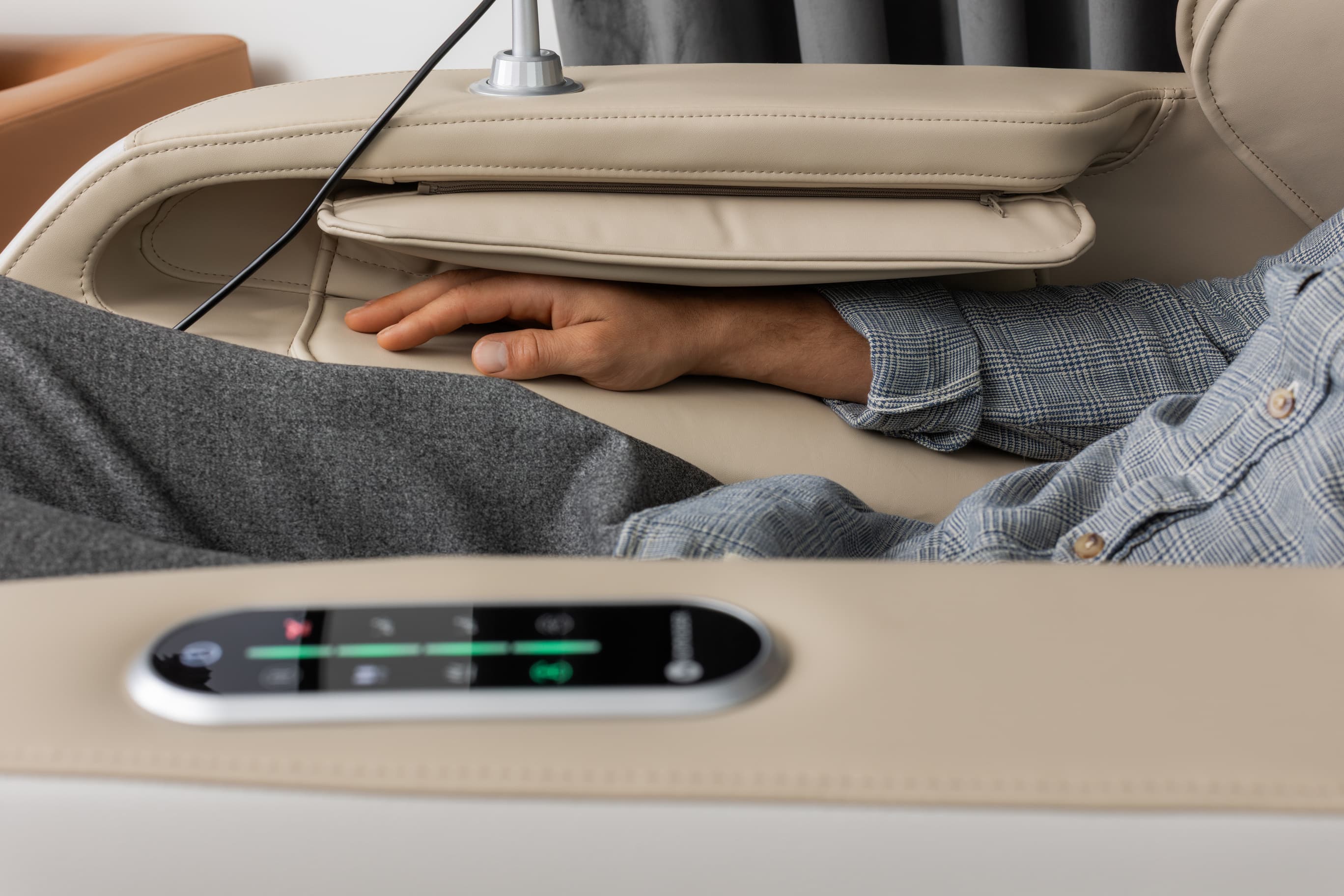 Massage complet des bras et des mains