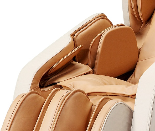 massage des bras sur le fauteuil Komoder KM500L